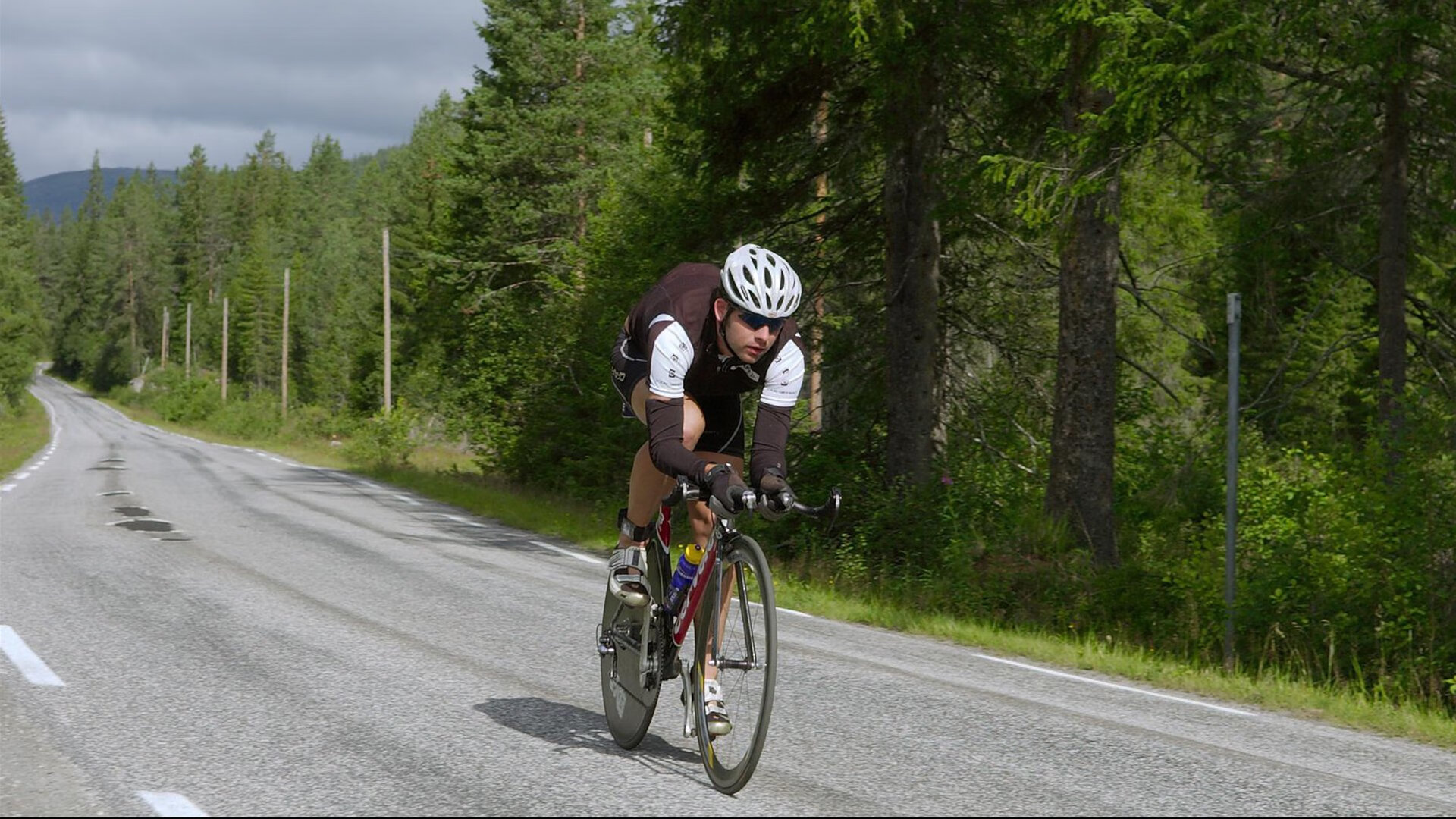 世界青年投掷锦标赛中国代表队捷报频传，投掷世界冠军